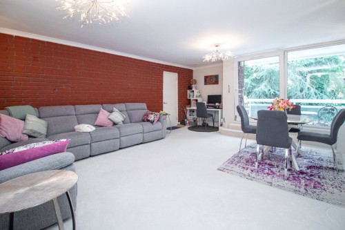 Arrange a viewing for Leamington House, Stonegrove, Edgware, HA8