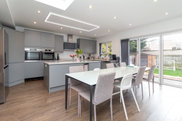 image of 15 Hillersdon Avenue, Edgware